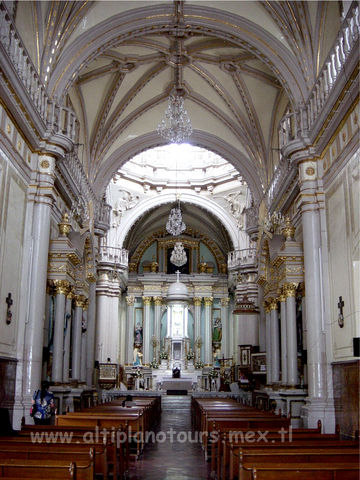 Aspectos religiosos del Centro Histórico de Encarnación de Díaz, Jal. (C) JJEO. DÍ NO A LA POSADERÍA (Plagio Posada).