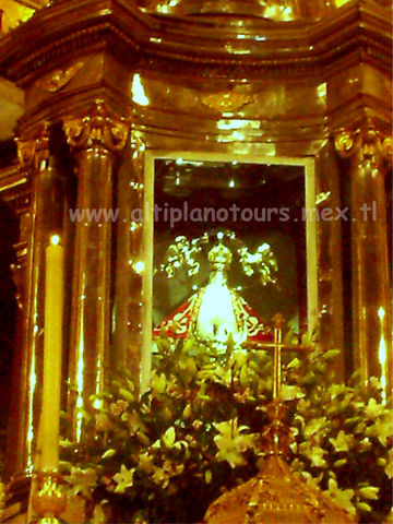 Aspectos religiosos del Santuario y Centro Histórico de San Juan de los Lagos, Jal. (C) JJEO. DÍ NO A LA POSADERÍA (Plagio Posada).